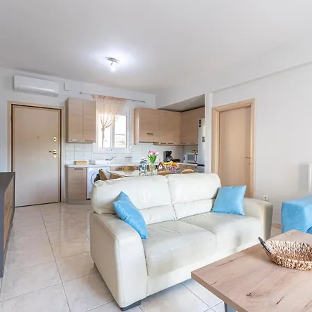 Crystal House Apartment