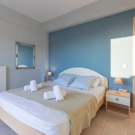 Crystal House Apartment *