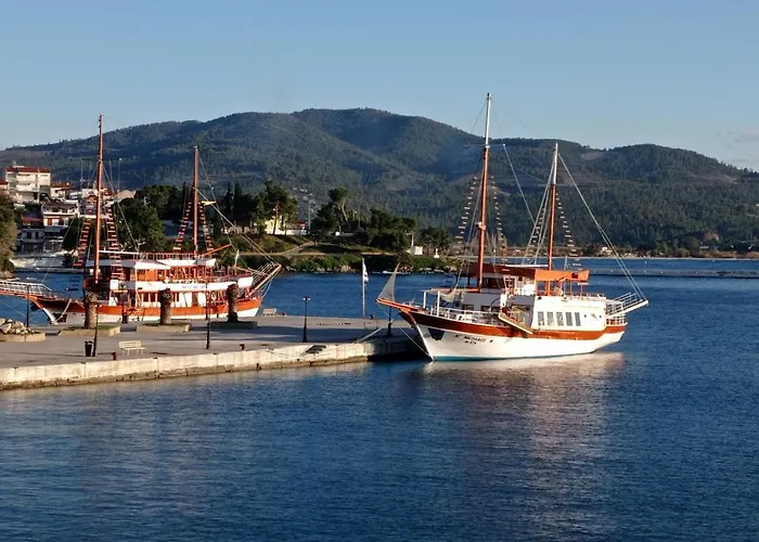 Crystal House Neos Marmaras