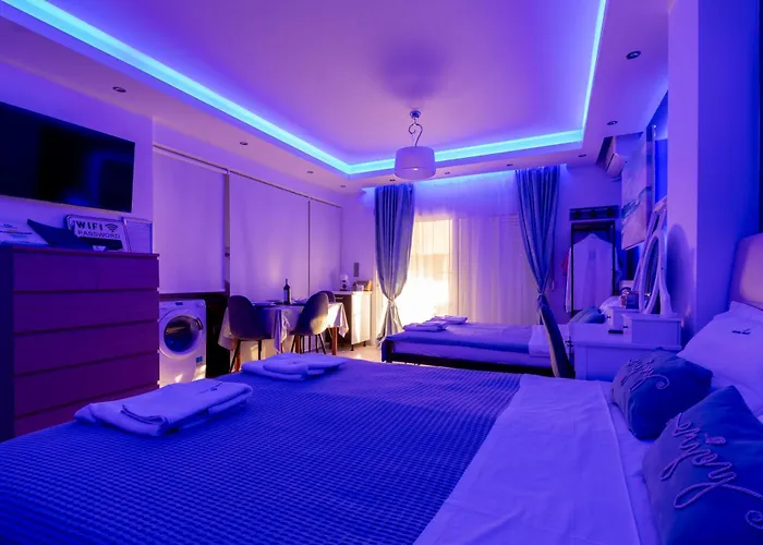 Crystal House * Neos Marmaras