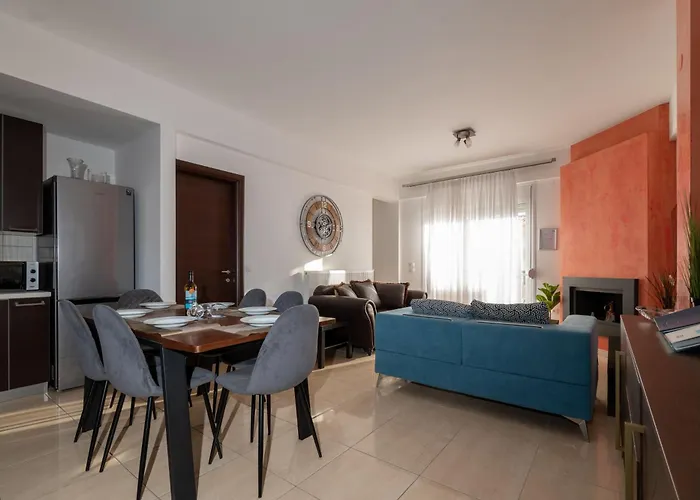 Crystal House * Neos Marmaras