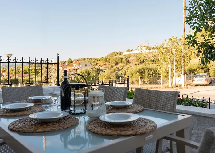 Crystal House Neos Marmaras