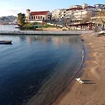 Crystal House Νέος Μαρμαράς